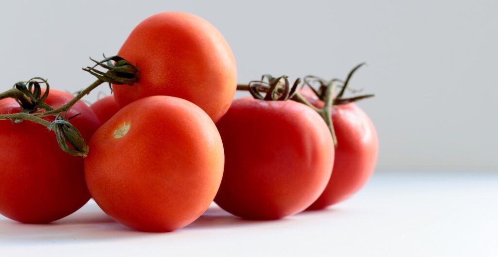 Tomato is one of the most common foods that trigger migraine