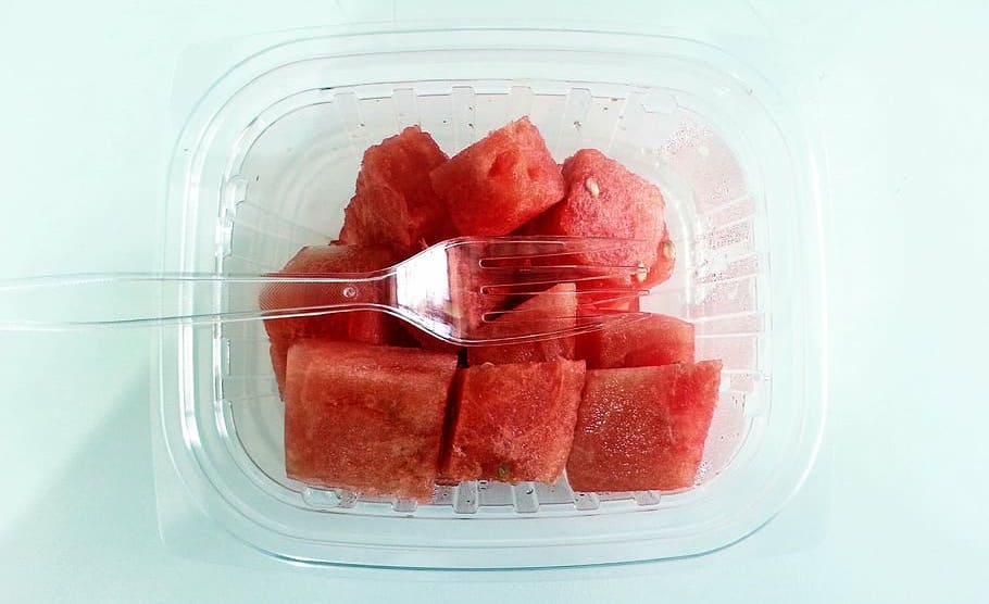 Putting watermelon in plastic is bad for you