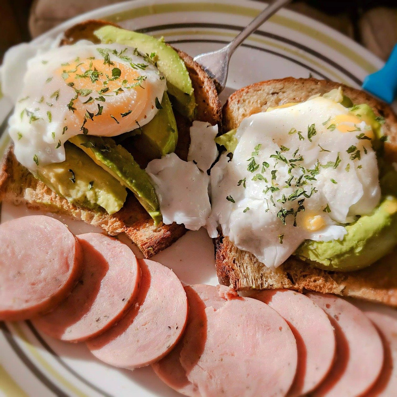 Avocados stuffed with egg and smoked salmon - one of the best keto breakfasts